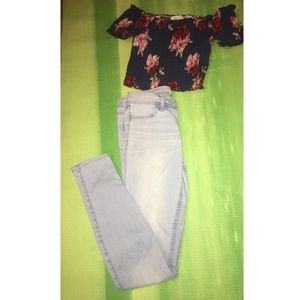 Hollister jeans